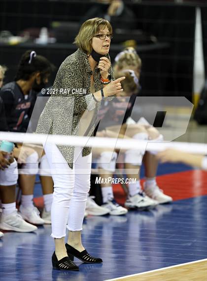 Thumbnail 1 in Montezuma-Cortez vs. Sterling (CHSAA 3A Final 4) photogallery.