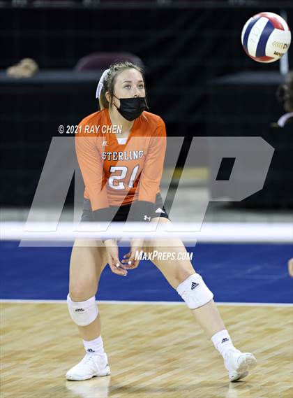 Thumbnail 2 in Montezuma-Cortez vs. Sterling (CHSAA 3A Final 4) photogallery.