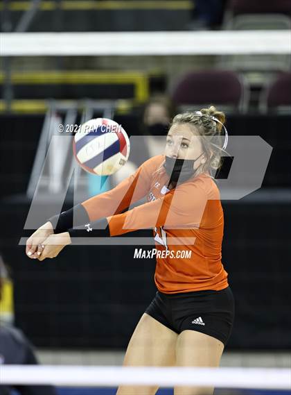 Thumbnail 3 in Montezuma-Cortez vs. Sterling (CHSAA 3A Final 4) photogallery.