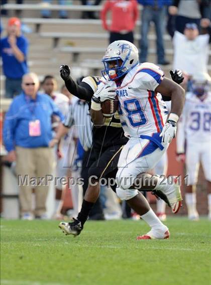 Thumbnail 3 in Gaffney vs. Byrnes (SCHSL 4A Division 1 Final) photogallery.