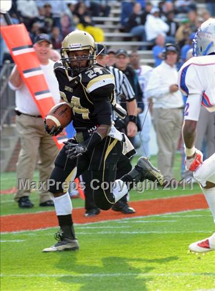 Thumbnail 3 in Gaffney vs. Byrnes (SCHSL 4A Division 1 Final) photogallery.