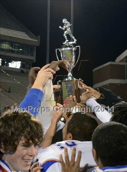 Thumbnail 2 in Gaffney vs. Byrnes (SCHSL 4A Division 1 Final) photogallery.