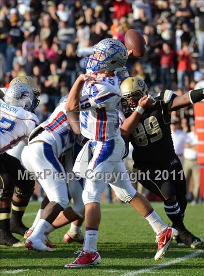 Thumbnail 1 in Gaffney vs. Byrnes (SCHSL 4A Division 1 Final) photogallery.