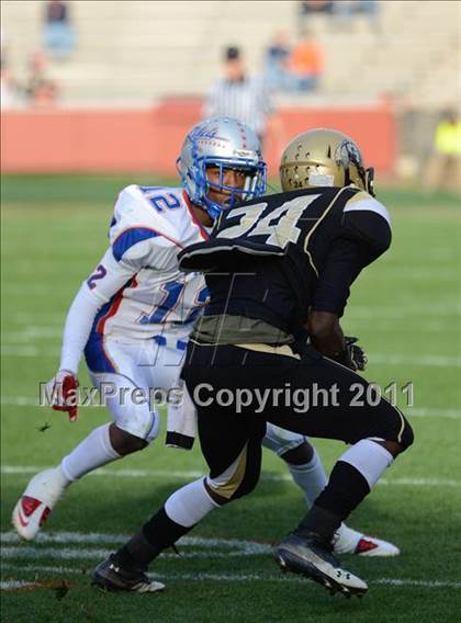 Thumbnail 3 in Gaffney vs. Byrnes (SCHSL 4A Division 1 Final) photogallery.