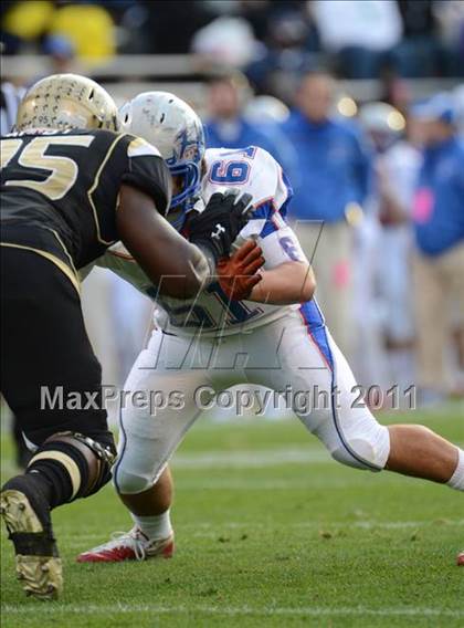 Thumbnail 1 in Gaffney vs. Byrnes (SCHSL 4A Division 1 Final) photogallery.