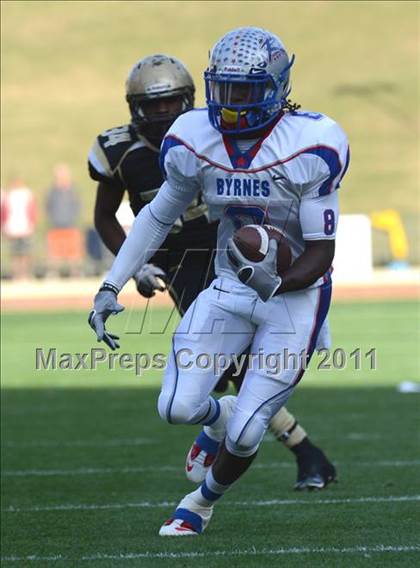 Thumbnail 1 in Gaffney vs. Byrnes (SCHSL 4A Division 1 Final) photogallery.