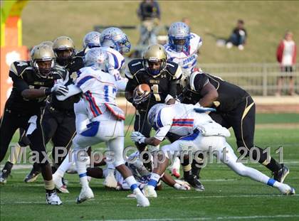 Thumbnail 2 in Gaffney vs. Byrnes (SCHSL 4A Division 1 Final) photogallery.