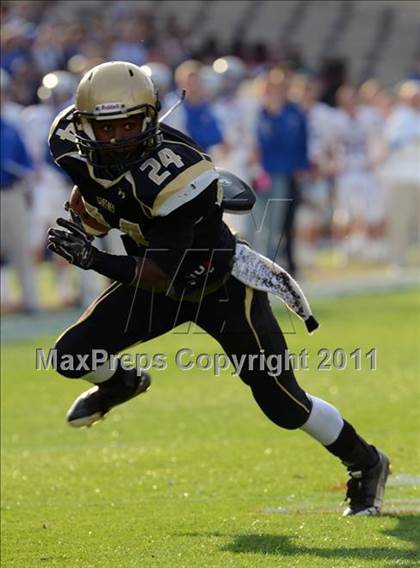 Thumbnail 1 in Gaffney vs. Byrnes (SCHSL 4A Division 1 Final) photogallery.