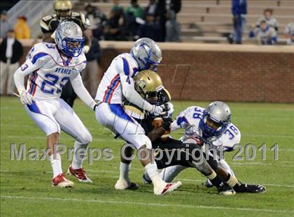 Thumbnail 2 in Gaffney vs. Byrnes (SCHSL 4A Division 1 Final) photogallery.