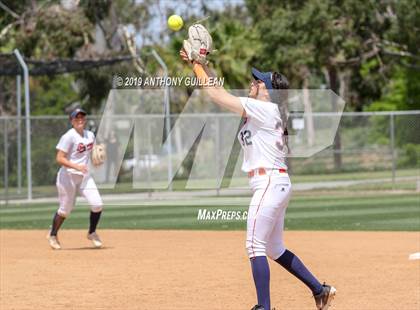 Thumbnail 3 in Harbor Teacher vs. Legacy (CIF LACS Division II Final) photogallery.