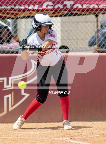 Thumbnail 1 in Harbor Teacher vs. Legacy (CIF LACS Division II Final) photogallery.