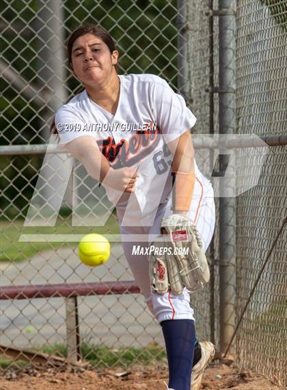 Thumbnail 1 in Harbor Teacher vs. Legacy (CIF LACS Division II Final) photogallery.