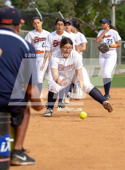Thumbnail 1 in Harbor Teacher vs. Legacy (CIF LACS Division II Final) photogallery.