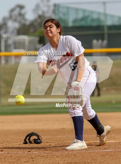 Thumbnail 1 in Harbor Teacher vs. Legacy (CIF LACS Division II Final) photogallery.
