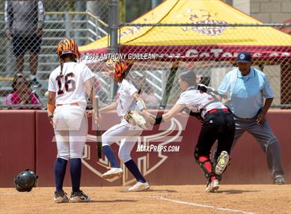 Thumbnail 2 in Harbor Teacher vs. Legacy (CIF LACS Division II Final) photogallery.