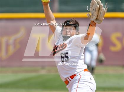 Thumbnail 3 in Harbor Teacher vs. Legacy (CIF LACS Division II Final) photogallery.