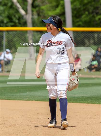 Thumbnail 2 in Harbor Teacher vs. Legacy (CIF LACS Division II Final) photogallery.