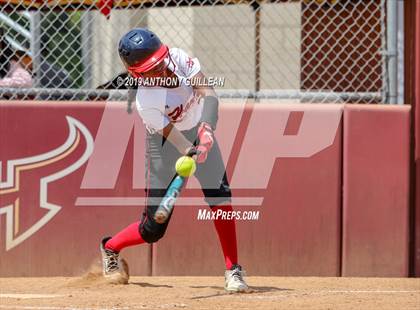 Thumbnail 2 in Harbor Teacher vs. Legacy (CIF LACS Division II Final) photogallery.
