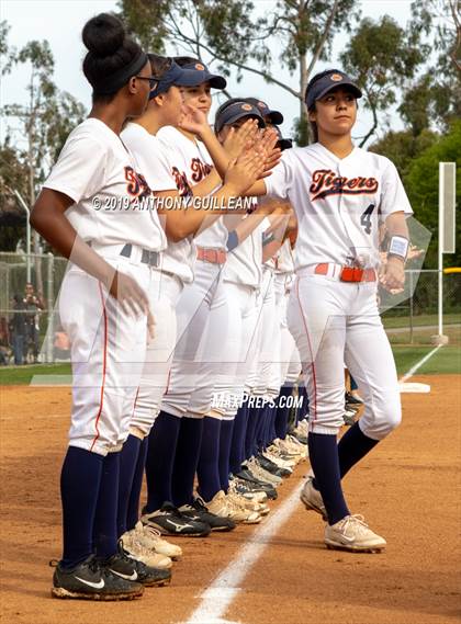 Thumbnail 3 in Harbor Teacher vs. Legacy (CIF LACS Division II Final) photogallery.