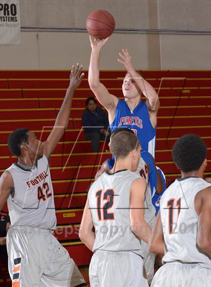 Thumbnail 2 in Foothill vs. San Leandro (Father Kelly Tribute) photogallery.