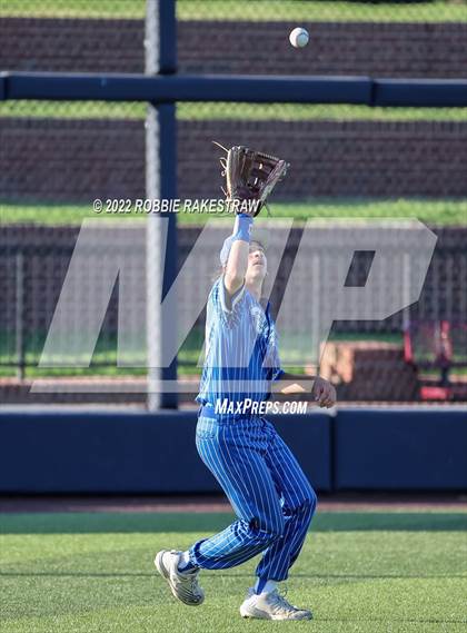 Thumbnail 3 in Brownsboro vs. Sunnyvale (UIL 4A Region II Bi-District Playoff) photogallery.