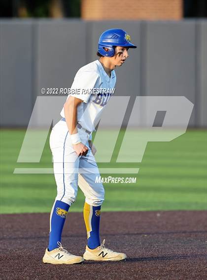 Thumbnail 3 in Brownsboro vs. Sunnyvale (UIL 4A Region II Bi-District Playoff) photogallery.