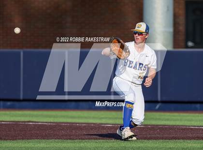 Thumbnail 1 in Brownsboro vs. Sunnyvale (UIL 4A Region II Bi-District Playoff) photogallery.