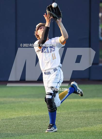 Thumbnail 3 in Brownsboro vs. Sunnyvale (UIL 4A Region II Bi-District Playoff) photogallery.