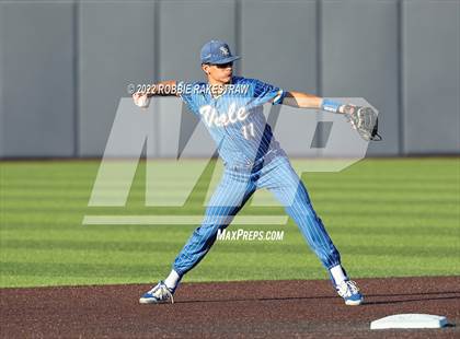 Thumbnail 3 in Brownsboro vs. Sunnyvale (UIL 4A Region II Bi-District Playoff) photogallery.