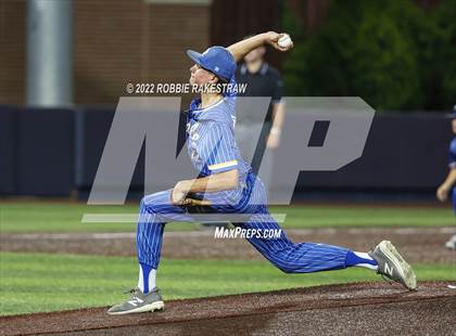 Thumbnail 3 in Brownsboro vs. Sunnyvale (UIL 4A Region II Bi-District Playoff) photogallery.