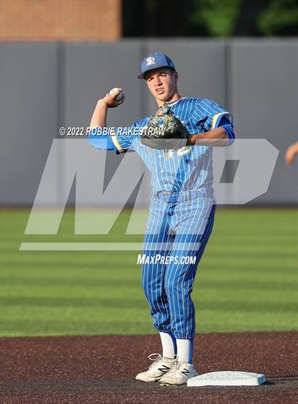 Thumbnail 3 in Brownsboro vs. Sunnyvale (UIL 4A Region II Bi-District Playoff) photogallery.