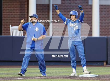 Thumbnail 3 in Brownsboro vs. Sunnyvale (UIL 4A Region II Bi-District Playoff) photogallery.