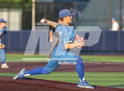 Thumbnail 3 in Brownsboro vs. Sunnyvale (UIL 4A Region II Bi-District Playoff) photogallery.