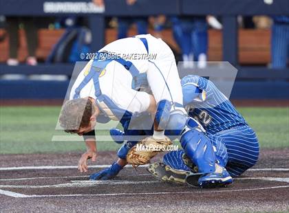 Thumbnail 1 in Brownsboro vs. Sunnyvale (UIL 4A Region II Bi-District Playoff) photogallery.