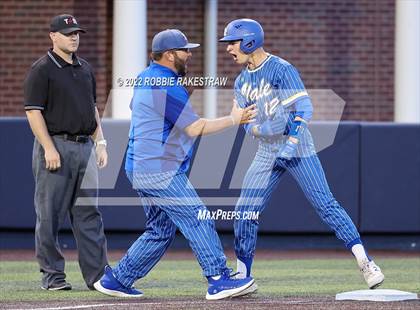 Thumbnail 1 in Brownsboro vs. Sunnyvale (UIL 4A Region II Bi-District Playoff) photogallery.