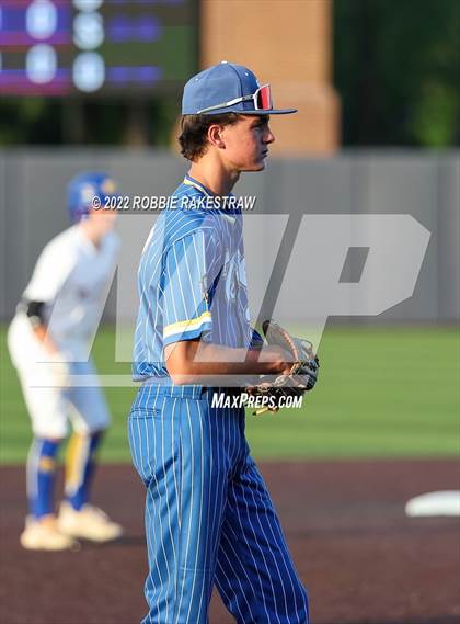 Thumbnail 2 in Brownsboro vs. Sunnyvale (UIL 4A Region II Bi-District Playoff) photogallery.