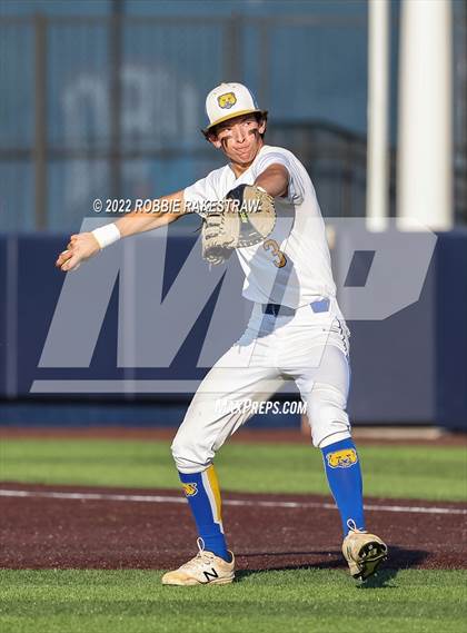 Thumbnail 3 in Brownsboro vs. Sunnyvale (UIL 4A Region II Bi-District Playoff) photogallery.