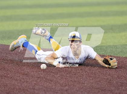 Thumbnail 3 in Brownsboro vs. Sunnyvale (UIL 4A Region II Bi-District Playoff) photogallery.
