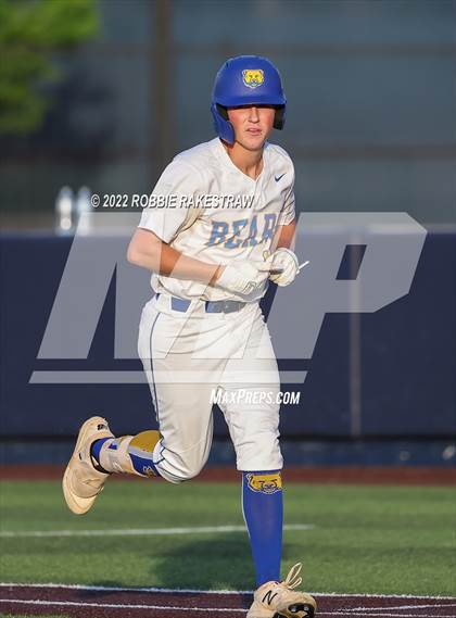 Thumbnail 1 in Brownsboro vs. Sunnyvale (UIL 4A Region II Bi-District Playoff) photogallery.