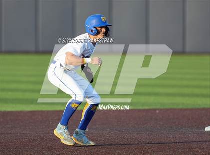 Thumbnail 1 in Brownsboro vs. Sunnyvale (UIL 4A Region II Bi-District Playoff) photogallery.