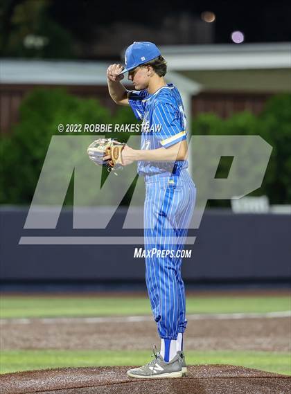 Thumbnail 3 in Brownsboro vs. Sunnyvale (UIL 4A Region II Bi-District Playoff) photogallery.