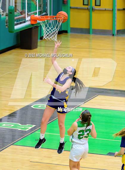 Thumbnail 3 in Massapequa @ Farmingdale photogallery.