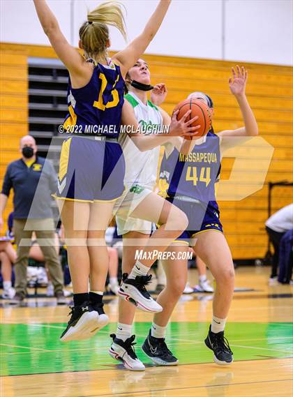 Thumbnail 2 in Massapequa @ Farmingdale photogallery.