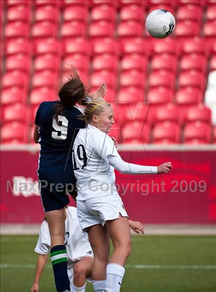 Thumbnail 2 in Timpanogos vs Bonneville (Utah 4A Final) photogallery.