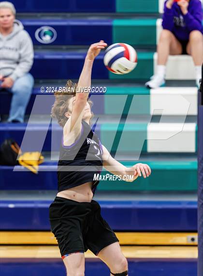 Thumbnail 3 in Douglas County vs. Grandview (CHSAA 5A Round 1) photogallery.