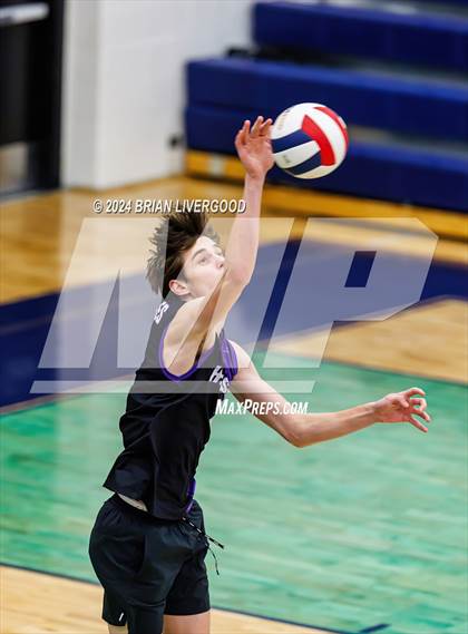 Thumbnail 1 in Douglas County vs. Grandview (CHSAA 5A Round 1) photogallery.