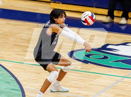 Thumbnail 3 in Douglas County vs. Grandview (CHSAA 5A Round 1) photogallery.