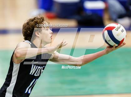 Thumbnail 3 in Douglas County vs. Grandview (CHSAA 5A Round 1) photogallery.