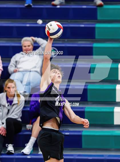 Thumbnail 1 in Douglas County vs. Grandview (CHSAA 5A Round 1) photogallery.