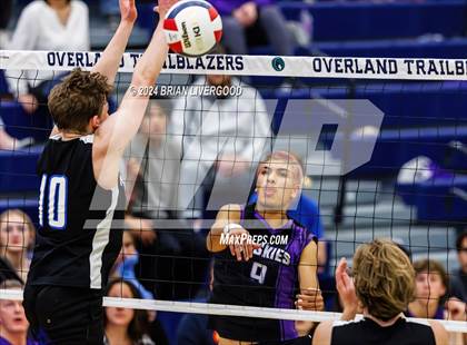 Thumbnail 2 in Douglas County vs. Grandview (CHSAA 5A Round 1) photogallery.